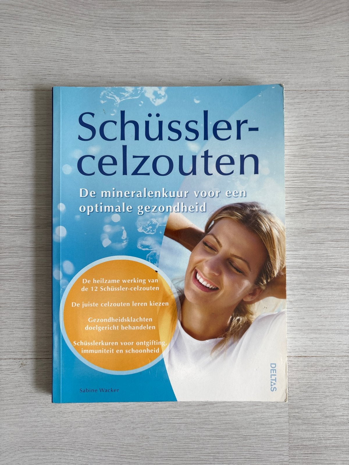Schüssler-celzouten: De mineralenkuur voor optimale gezondhe, Ophalen of Verzenden, Zo goed als nieuw, Kruiden en Alternatief