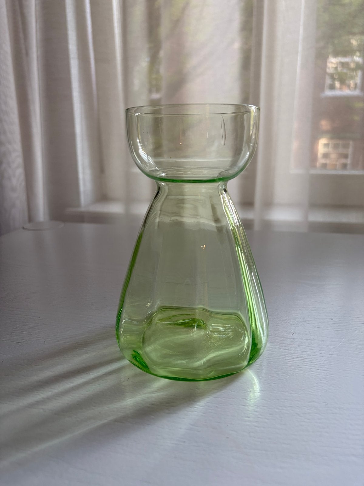 Uraniumglas Hyacintenglas 'Lisse' Kristalunie Maastricht, Ophalen