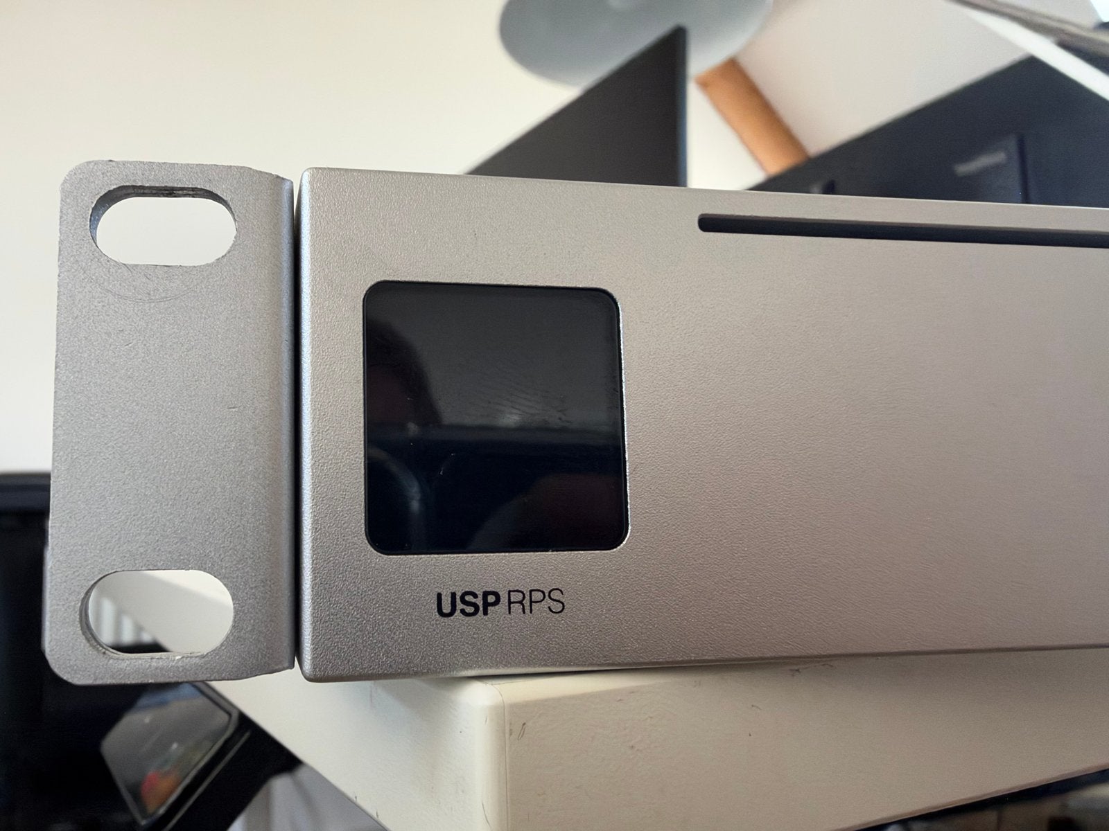 Ubiquiti UniFi SmartPower RPS (USP-RPS), Ophalen, Gebruikt