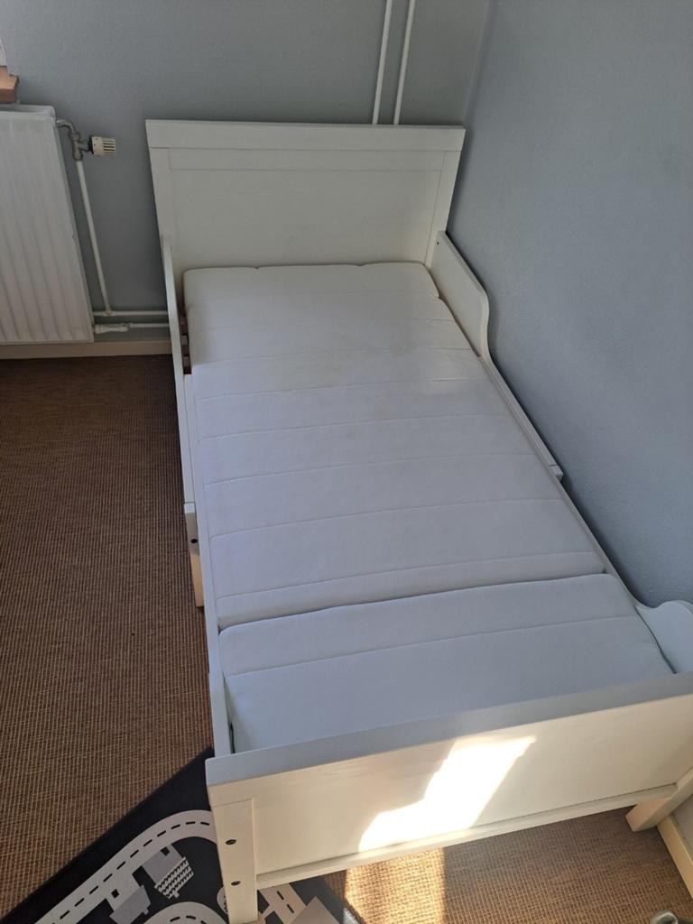 Meegroeibed Ikea, Kinderen en Baby's, Kinderkamer | Bedden, Gebruikt, 180 cm of meer, 70 tot 85 cm, Matras, Ophalen