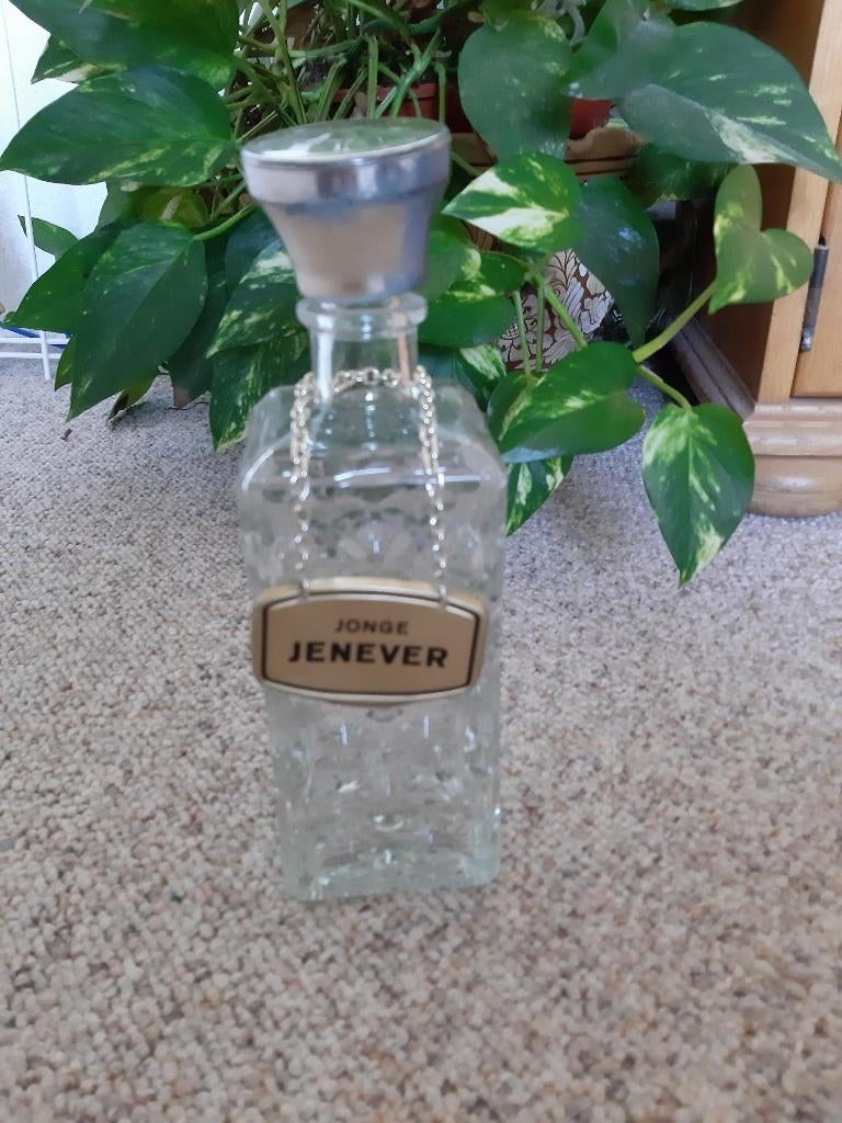 Karaf jenever Gele Rijder, Ophalen