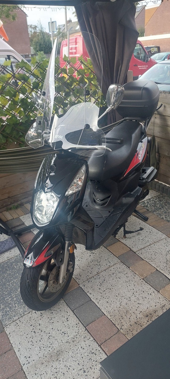 Kymco Agility 50cc scooter met windscherm en topkoffer, Ophalen, Gebruikt, Kymco, Maximaal 45 km/u