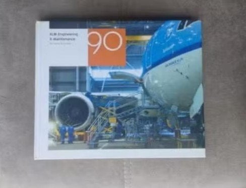 KLM Engineering & Maintenance - 90 years in frames (2011), Ophalen of Verzenden, Zo goed als nieuw, Boek of Tijdschrift