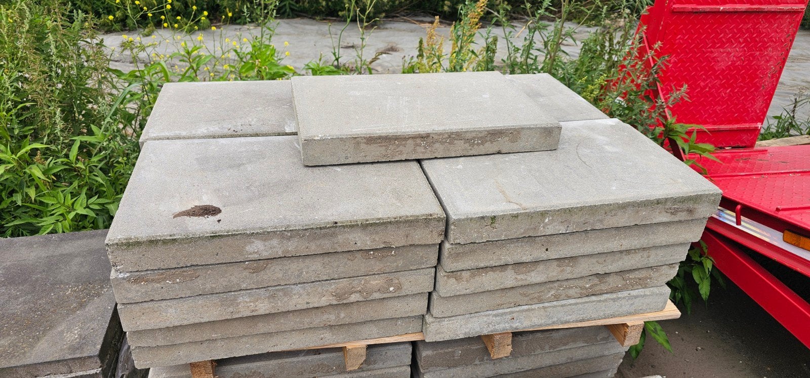 Gebruikte 60x40x7 cm betontegels grijs, Tuin en Terras, Ophalen of Verzenden