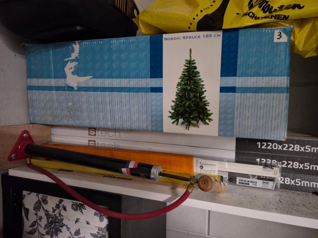 Kerstboom 185 cm hoog, Ophalen, Gebruikt