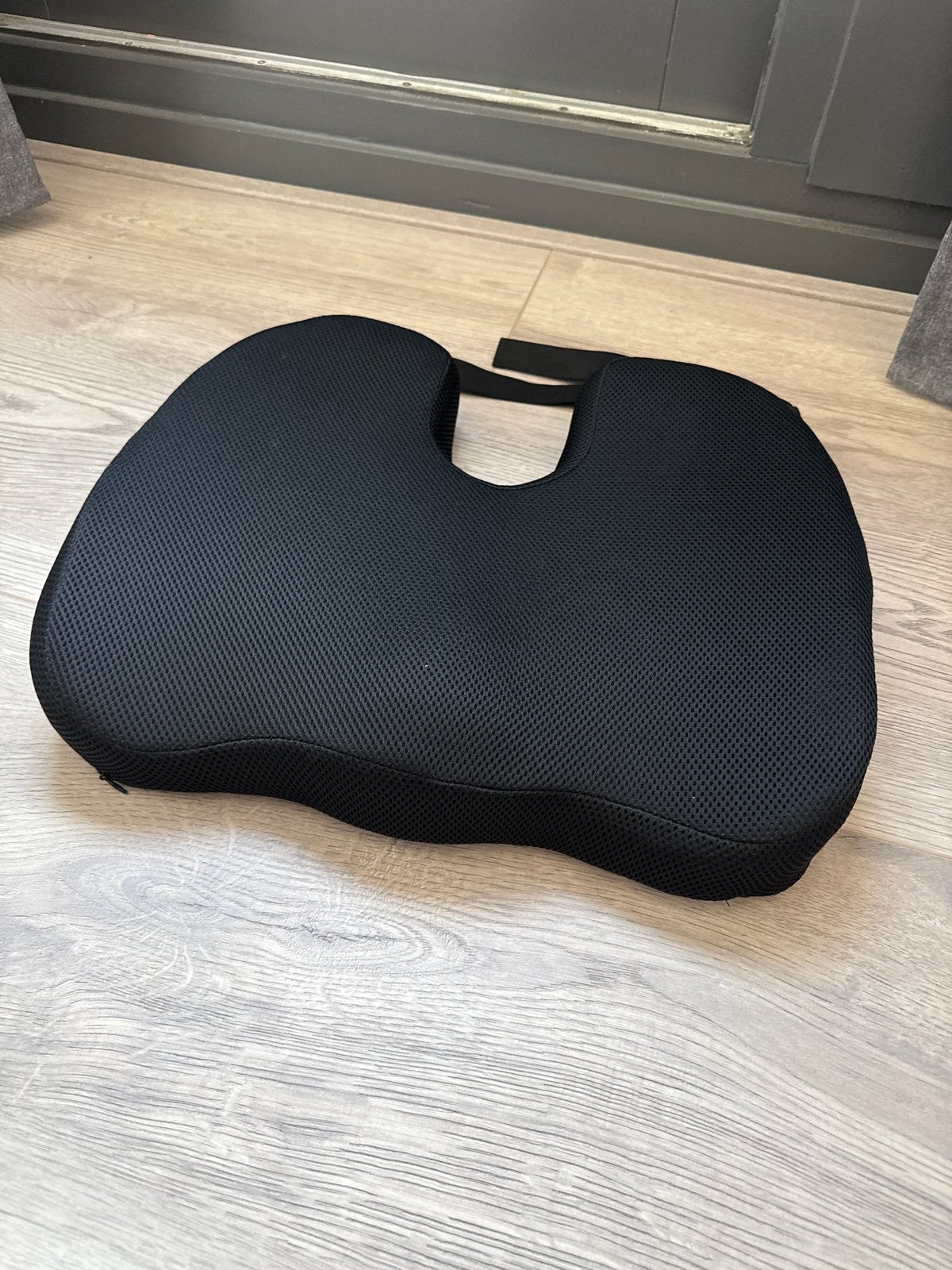 Ergonomisch zitkussen - Slechts 2 keer gebruikt, Auto diversen, Ophalen of Verzenden, Zo goed als nieuw