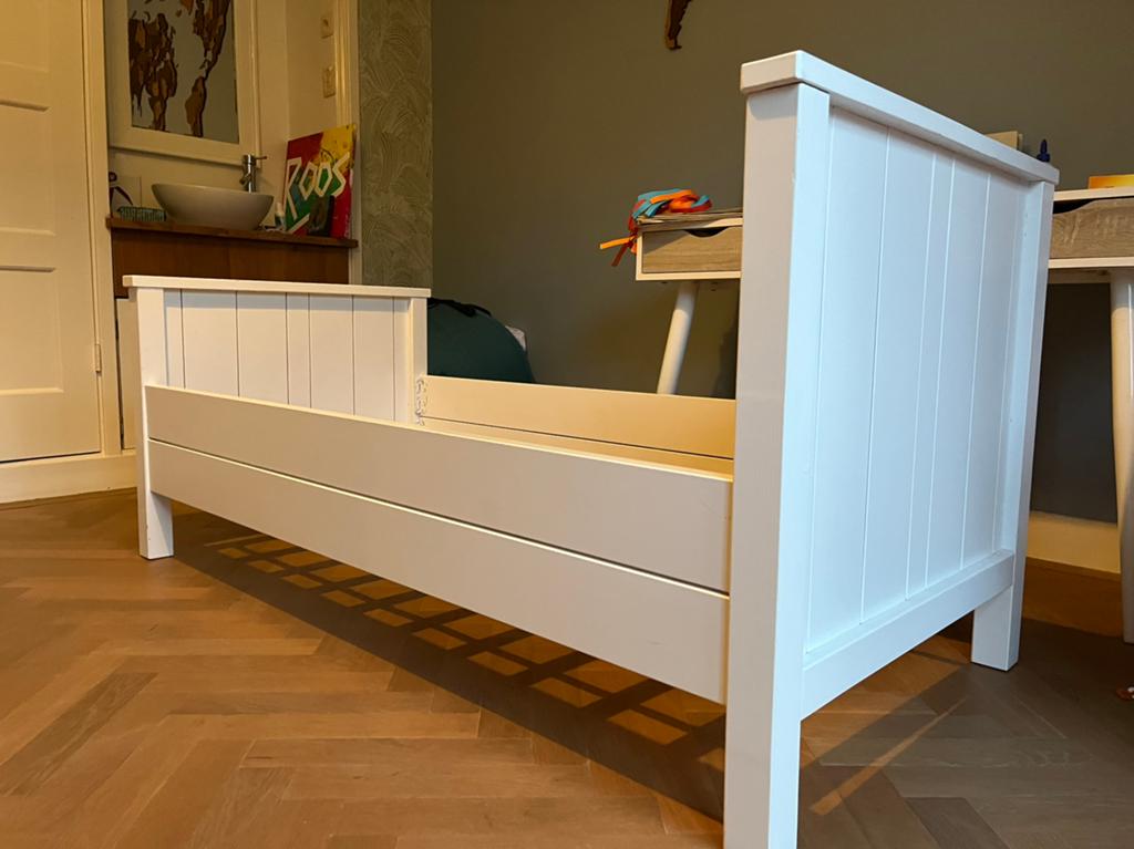 Kids Factory bed - Zware kwaliteit - 70 x 150 cm, Ophalen, 85 tot 100 cm, Gebruikt, Lattenbodem