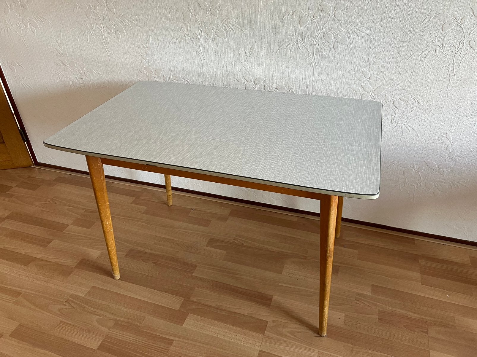 Te Koop : Vintage Formica Eetkamertafel Retro Tafel Zie Foto, Ophalen, Gebruikt, 50 tot 100 cm, 100 tot 150 cm