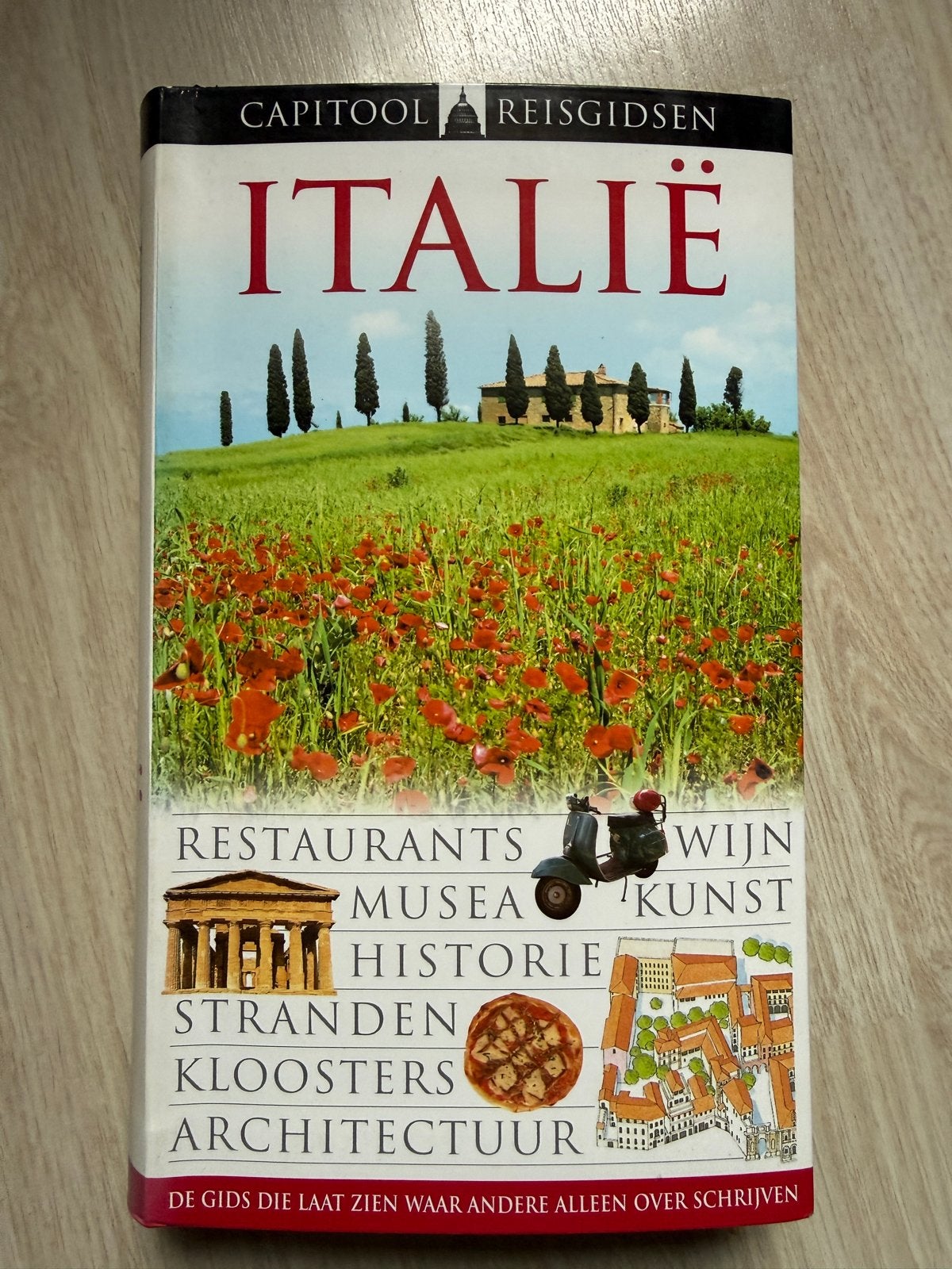 Capitool Reisgidsen: Italië, Kroatië, Frankrijk, Oostenrijk,, Gelezen, Capitool, Europa, Ophalen of Verzenden