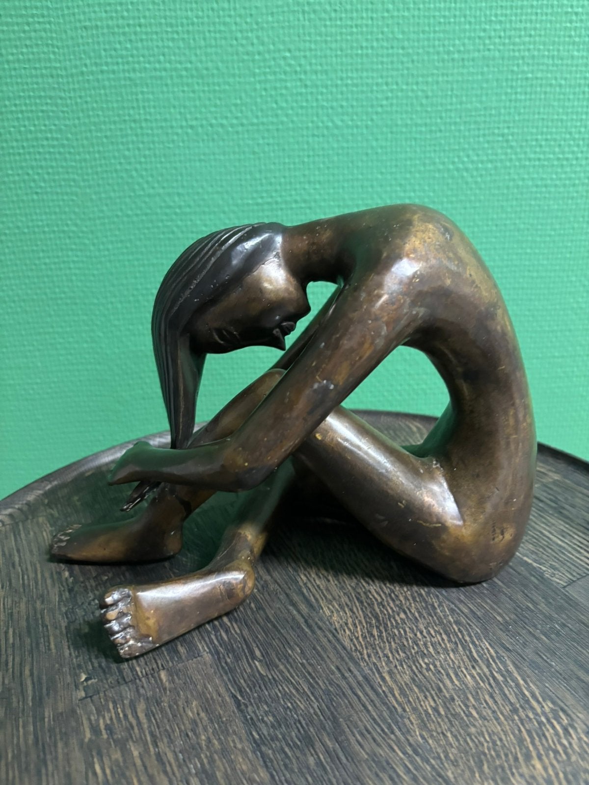 Sfeervol Bronzen Sculptuur: Zittend Vrouwelijk Naakt, Ophalen of Verzenden, Brons