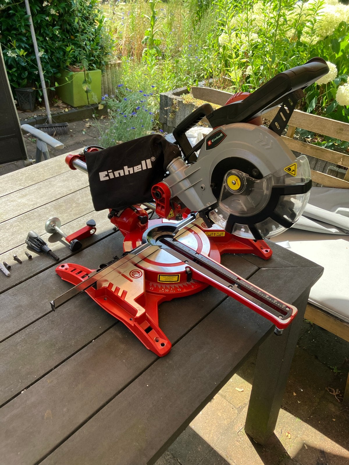 Einhell Verstekzaag - Perfect voor nauwkeurig zaagwerk, Ophalen, Gebruikt, Afkortzaag, 30 tot 70 mm