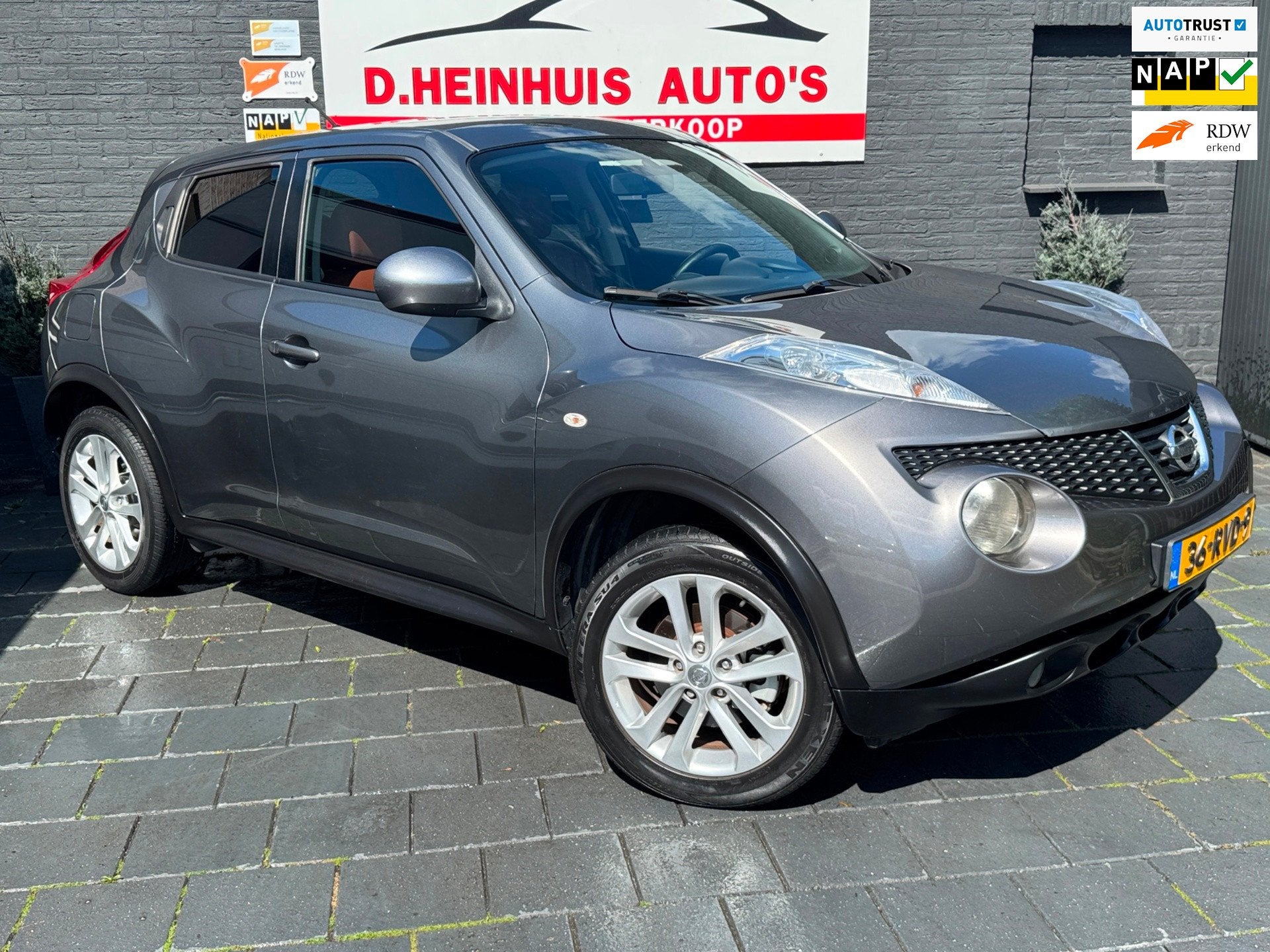 Nissan Juke 1.6 DIG-T LEDER KLIMA TREKHAAK 190PK APK NIEUW, Voorwielaandrijving, Euro 5, 1618 cc, Gebruikt