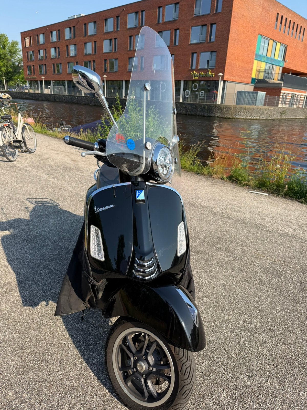 Vespa GTS SuperTech 125cc Facelift BJ 2023, Fietsen en Brommers, Scooters | Vespa, Overige modellen, Zo goed als nieuw, Benzine