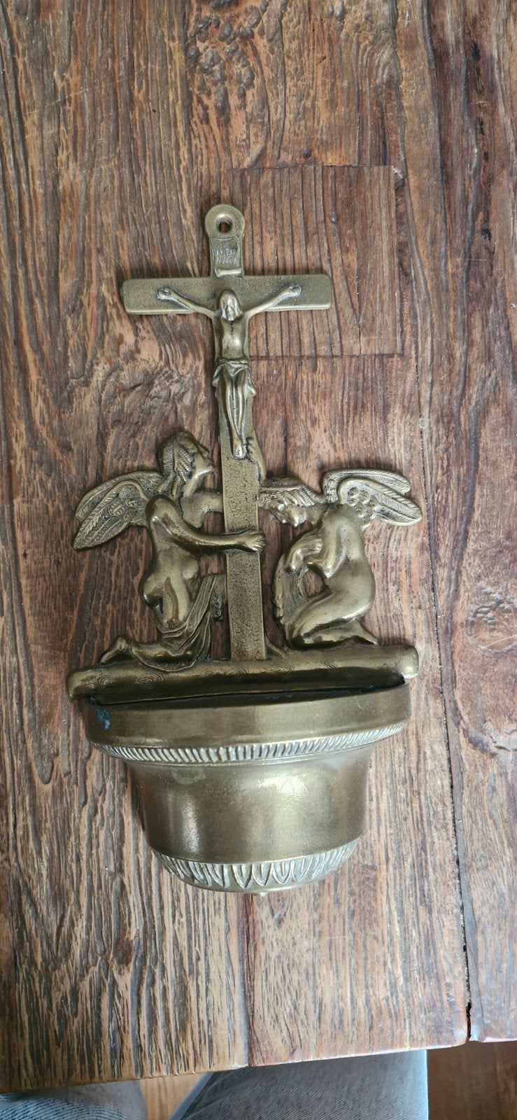 Antieke bronzen wijwaterbak met engelen en Christusbeeld, Antiek en Kunst, Ophalen of Verzenden