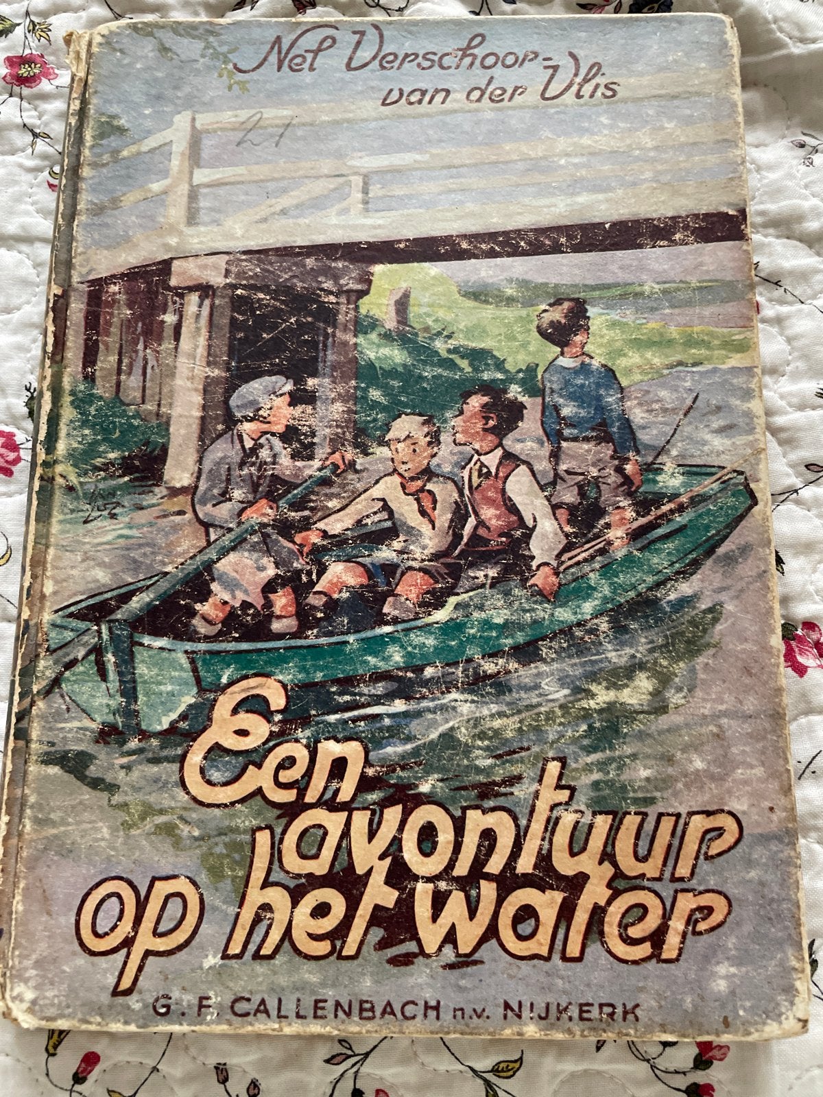 Een avontuur op het water - Nel Verschoor van der Vlis, Ophalen of Verzenden, Gelezen
