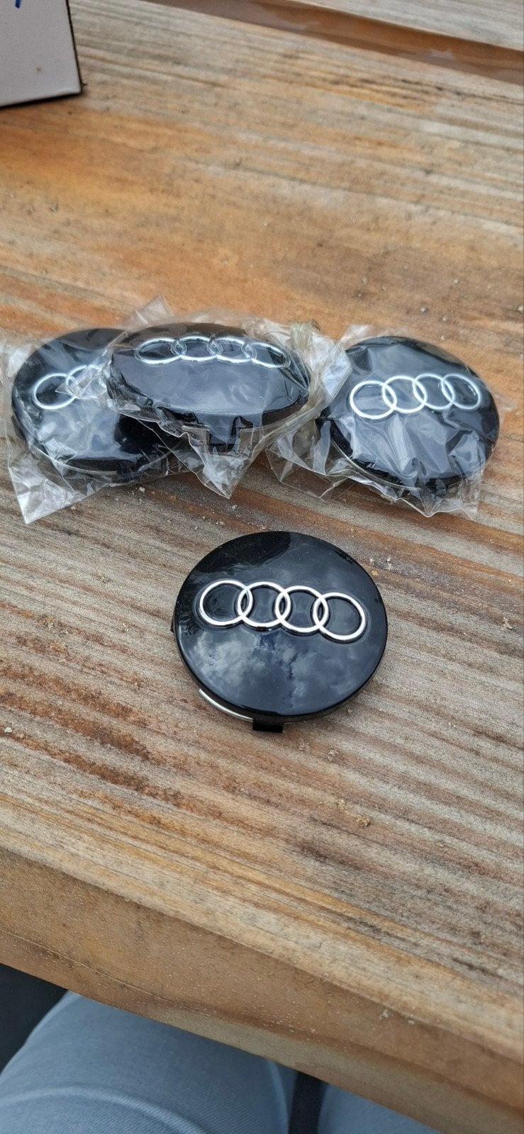 4 orginele nieuwe Audi Naafkappen, Ophalen of Verzenden, Nieuw