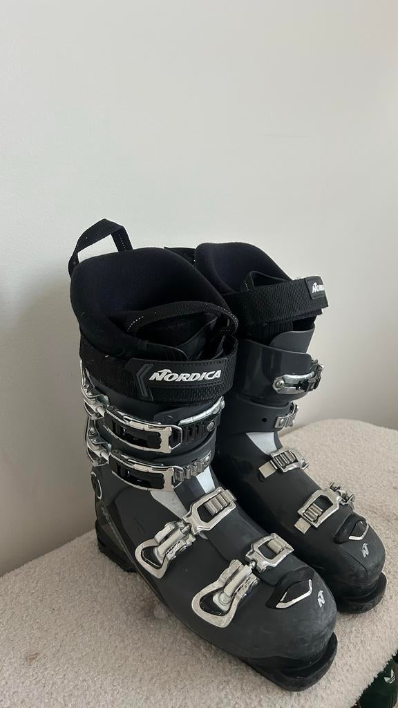 Nordica 75W Skischoenen - Dames (maat 40,5/41 26), 160 tot 180 cm, Gebruikt, Schoenen, Ophalen of Verzenden