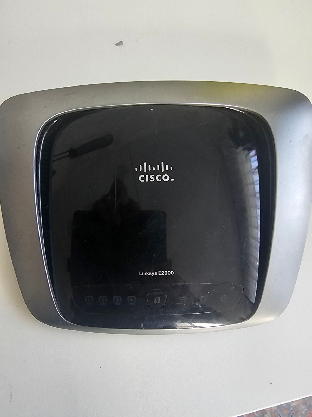 Cisco Linksys E2000 Router - gig switch, Ophalen of Verzenden, Gebruikt, Router, Cisco Linksys