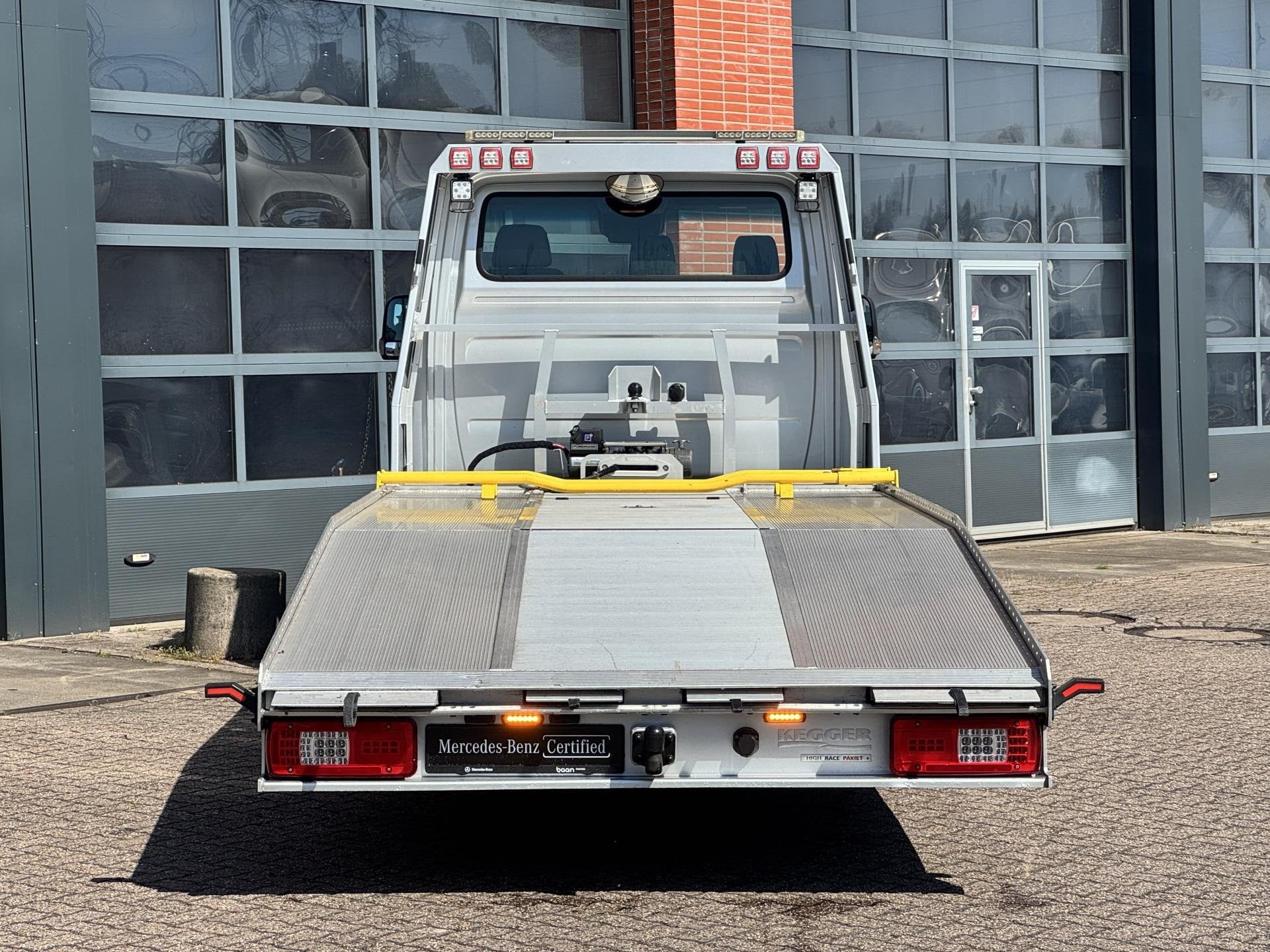 Mercedes-Benz Sprinter 519 3.0 V6 Oprijwagen | Luchtvering |, Gebruikt, 190 pk, Met garantie (alle), 2987 cc
