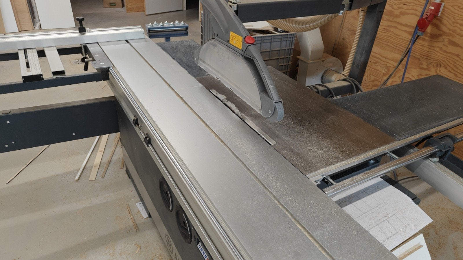 Altendorf F25 Formaatzaag - Professionele Cirkelzaag, Doe-het-zelf en Verbouw, Gereedschap | Zaagmachines, Ophalen, Gebruikt, Cirkelzaag