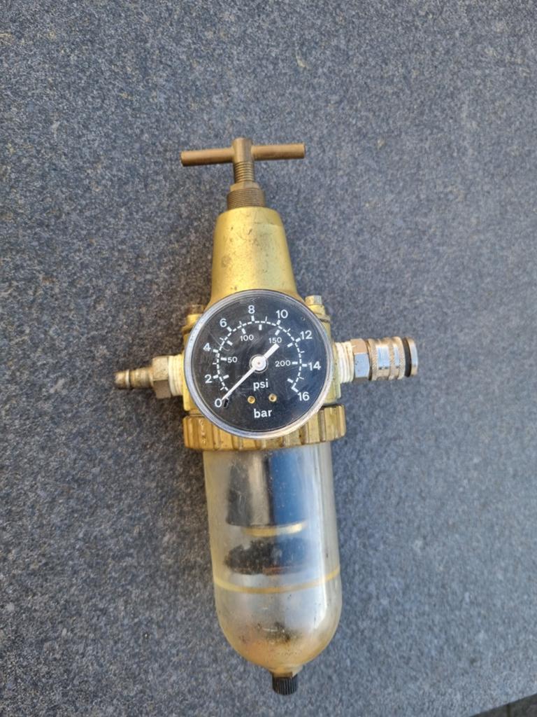 Drukregelaar met waterafscheider, Ophalen of Verzenden, Gebruikt