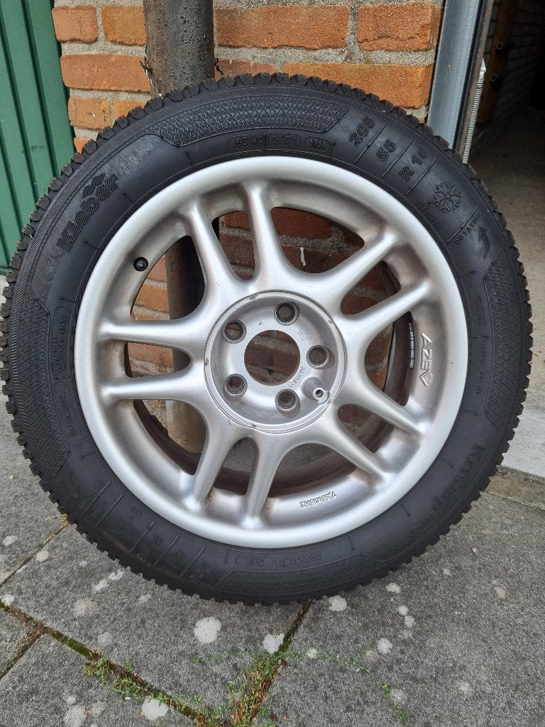 16 inch AZEV Velgen + Winterbanden  o.a. Mercedes W204), Auto-onderdelen, Banden en Velgen, Ophalen, Gebruikt, Velg(en), 16 inch