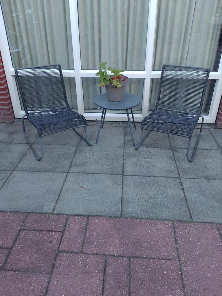 Gebruikt tuinsetje., Ophalen, Gebruikt, Metaal