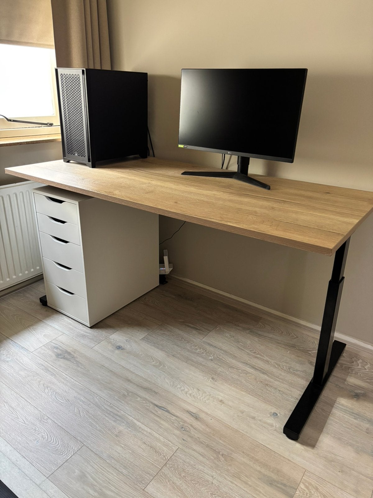 Verstelbaar bureau 160x80, Ophalen, 160 cm, In hoogte verstelbaar, Zo goed als nieuw