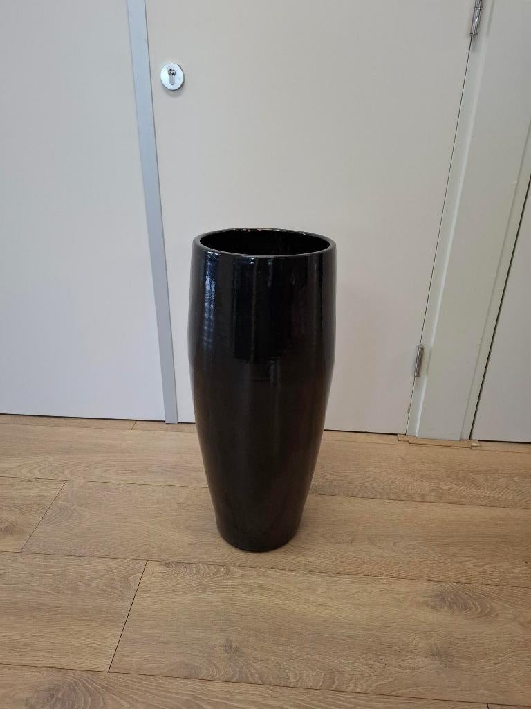 Mooie zwarte planten pot bloempot 27x70 cm, Tuin en Terras, Gebruikt, Rond, Aardewerk, 40 tot 70 cm
