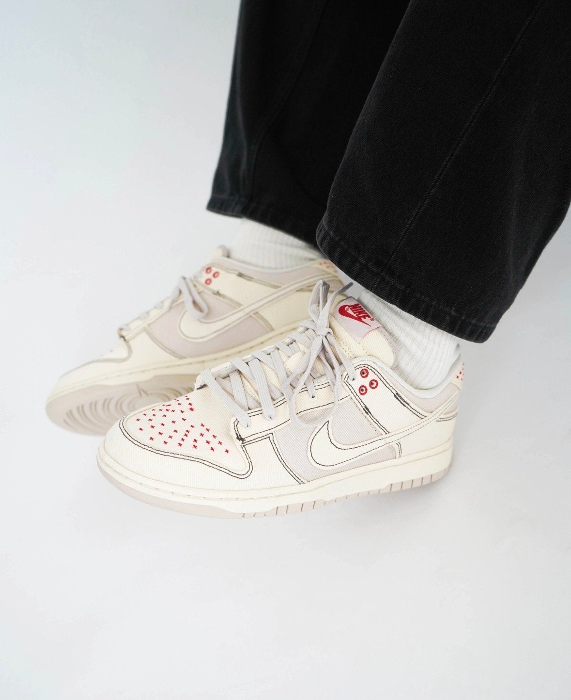 Nike Dunk Low light orewood brown sashiko 43, Kleding | Heren, Schoenen, Zo goed als nieuw, Sneakers of Gympen, Overige kleuren