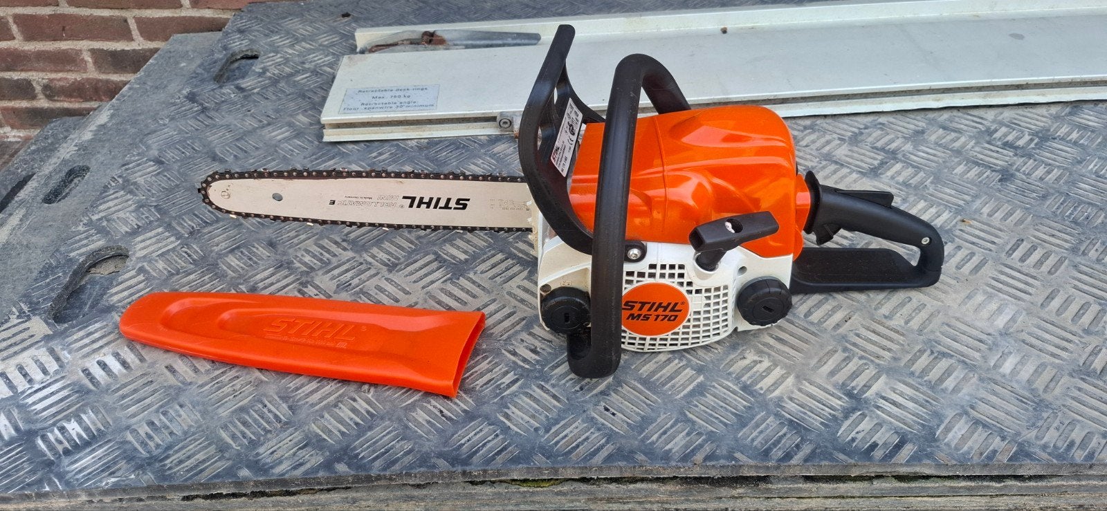 stihl kettingzaag ms 170, Ophalen, Zo goed als nieuw, Benzine, Stihl