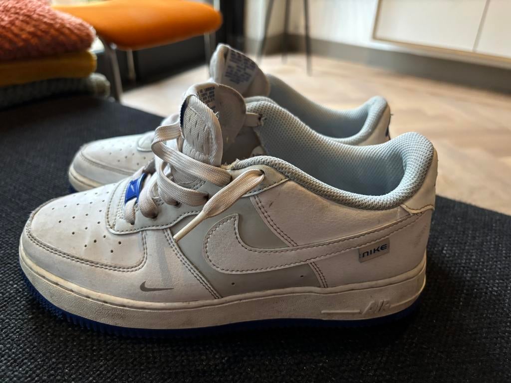 Nike Air Force 1, blauw wit, maat 38,5!, Ophalen, Gebruikt, Jongen of Meisje, Schoenen