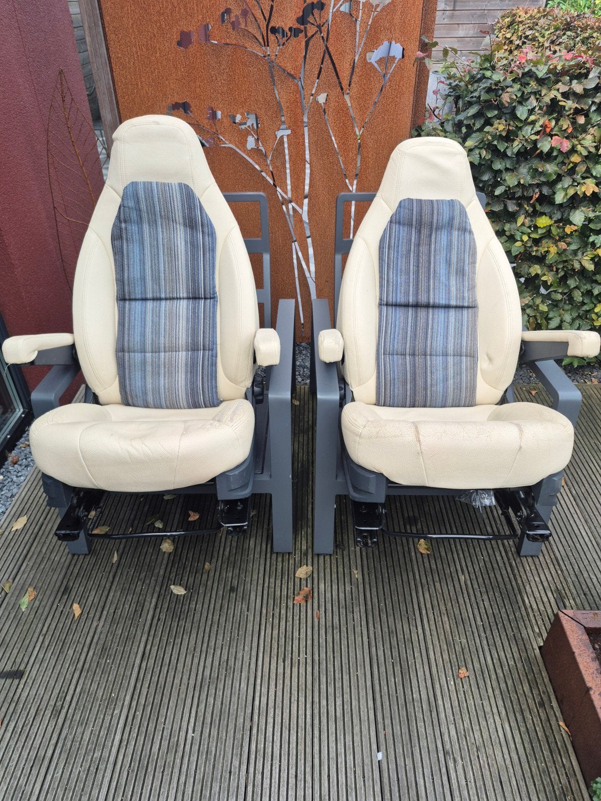 Camperstoelen Fiat Ducato 2015 (zonder draaiplateau), Ophalen, Gebruikt