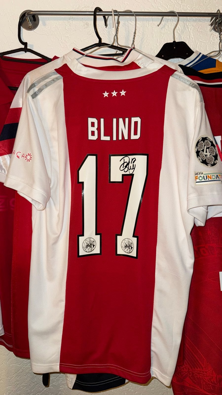 Gesigneerd Ajax thuisshirt Blind #17, Maat M, Ophalen of Verzenden, Zo goed als nieuw, Shirt