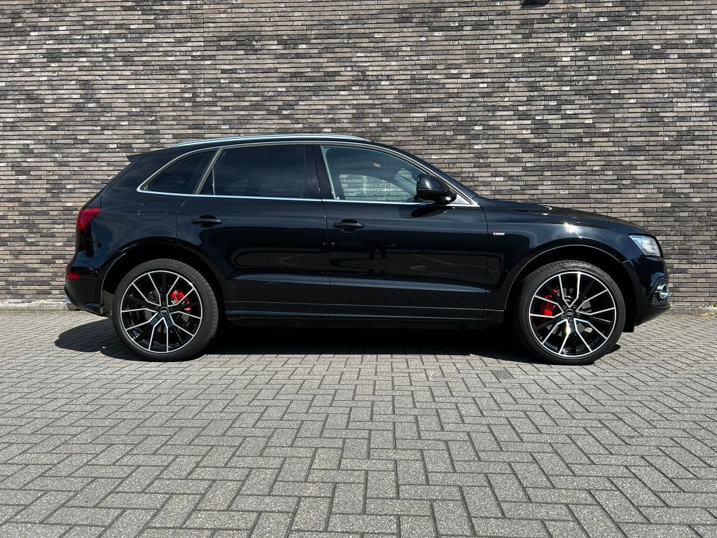 zeer nette Audi Q5 3.0 Tfsi Quattro 430 PK Tiptronic Carplay, Auto's, Audi, Automaat, 430 pk, Zwart, 2995 cc