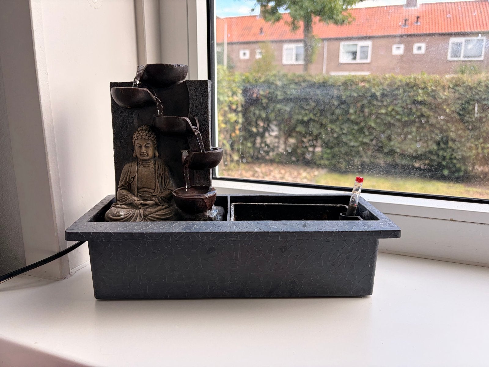 Boeddha waterfontein, Ophalen, Gebruikt, Steen/keramiek, Met verlichting