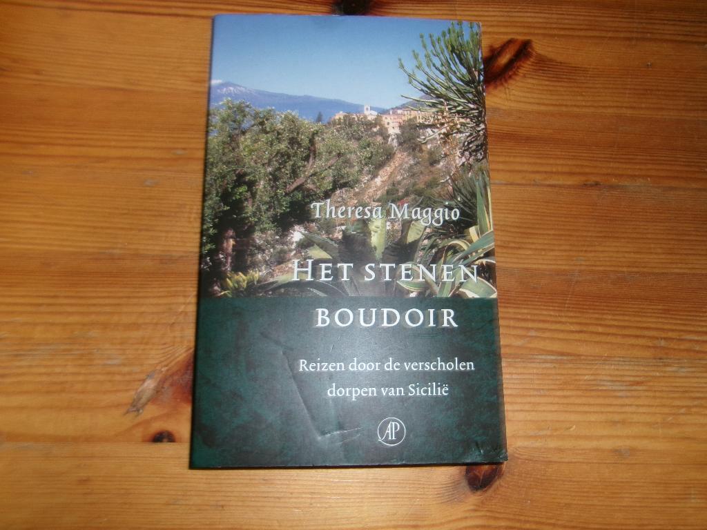 Theresa Maggio - Het stenen Boudoir, Boeken, Ophalen of Verzenden, Gelezen, Europa