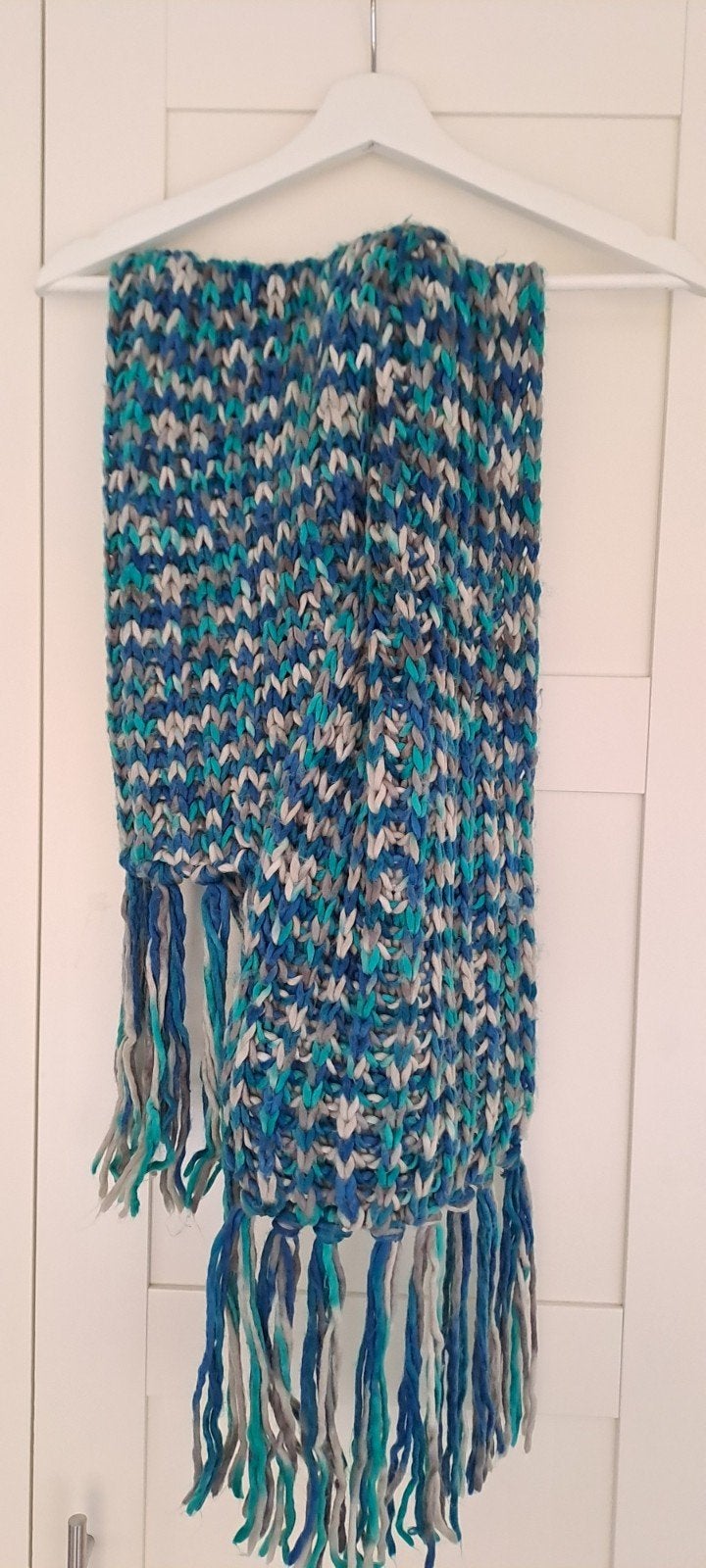 Dames sjaal winter, Ophalen of Verzenden, Zo goed als nieuw, Maat 46/48 (XL) of groter, Sjaal