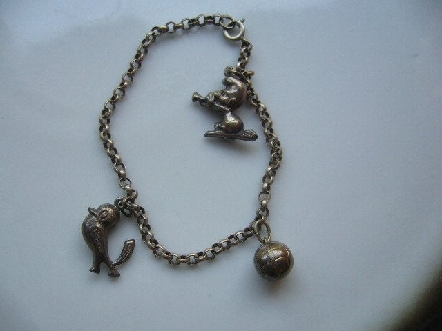 UIT INBOEDEL LEUK VINTAGE BEDELARMBANDJEJE, Verzenden, Overige materialen