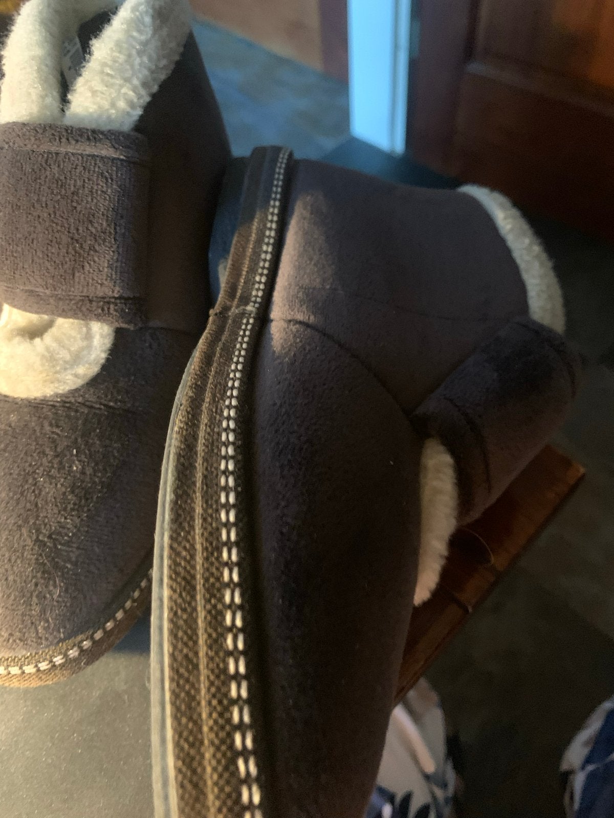 Bruine dames pantoffels met rubberen zool - Maat 38, Ophalen of Verzenden, Bruin, Pantoffels of Sloffen