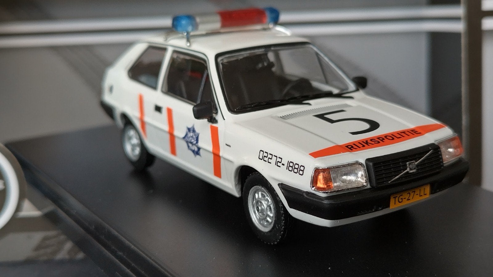 Volvo 343 Politie Wieringerwerf 1:43 Triple 9 Pol, Overige merken, Auto, Verzenden, Triple 9
