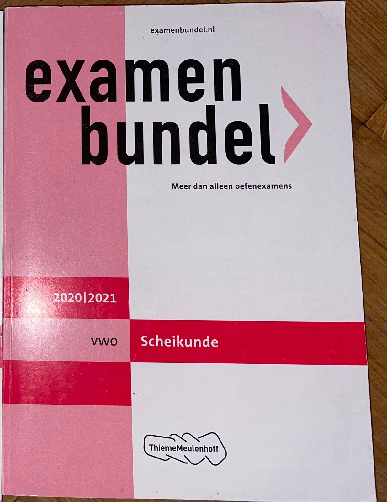 Examenbundel Scheikunde VWO 2020/2021 eindexamen oefenen, Ophalen of Verzenden, Zo goed als nieuw, VWO, Scheikunde