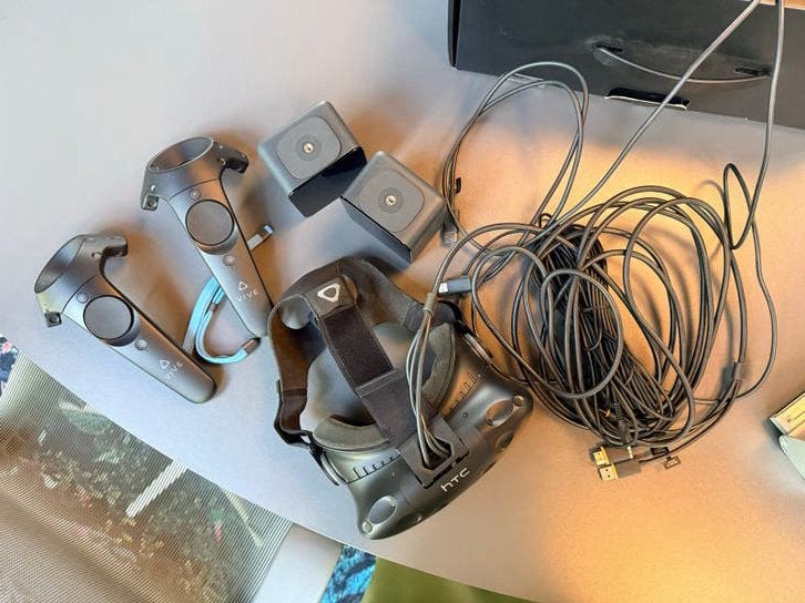 HTC Vive VR bril, Spelcomputers en Games, Virtual Reality, Ophalen of Verzenden, Zo goed als nieuw, VR-bril, Pc