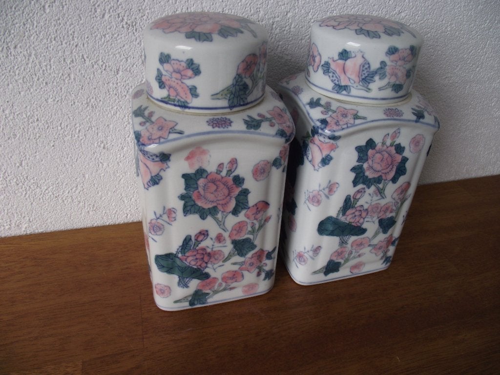 2x porselein gemberpot roze pioenrozen 21 cm China 1960 p st, Ophalen of Verzenden