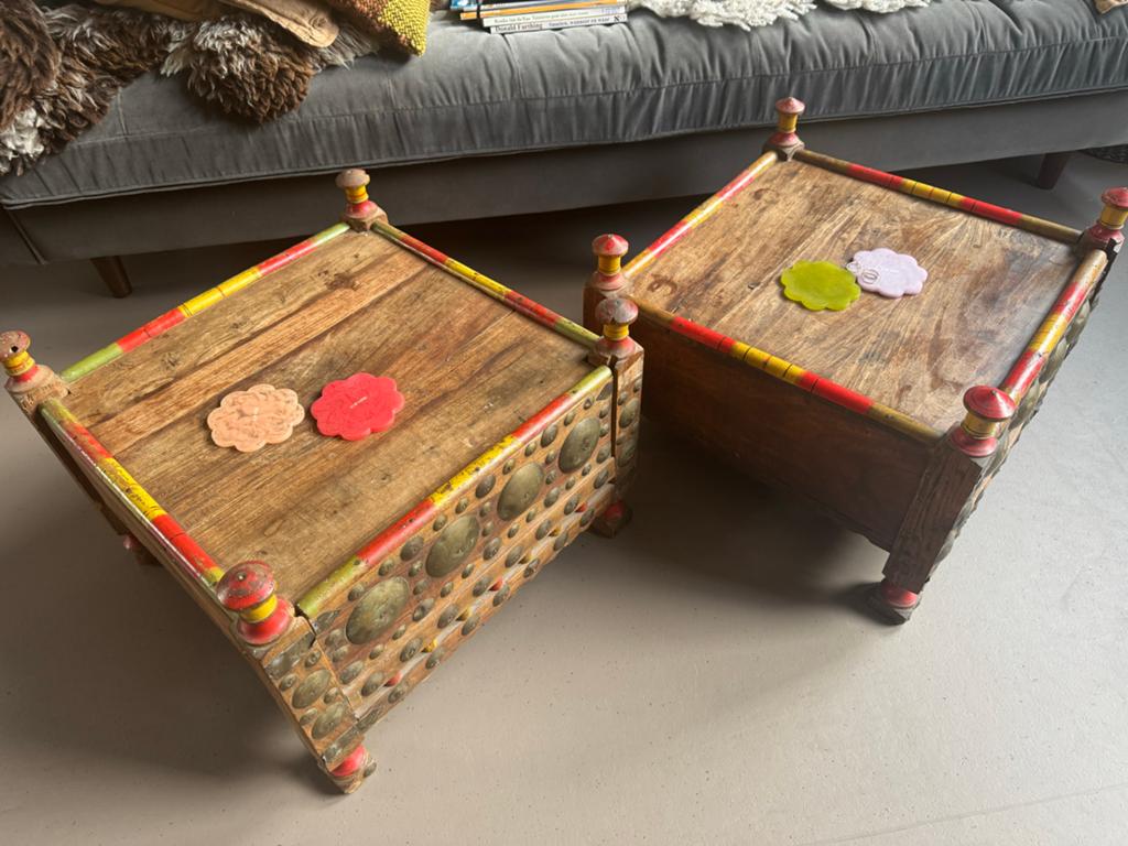 Set van 2 Marokkaanse houten bijzettafels/kistjes, Ophalen