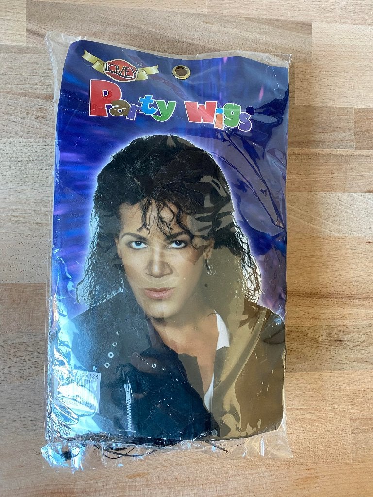 Nieuw - Michael Jackson BAD pruik, Ophalen of Verzenden, Nieuw