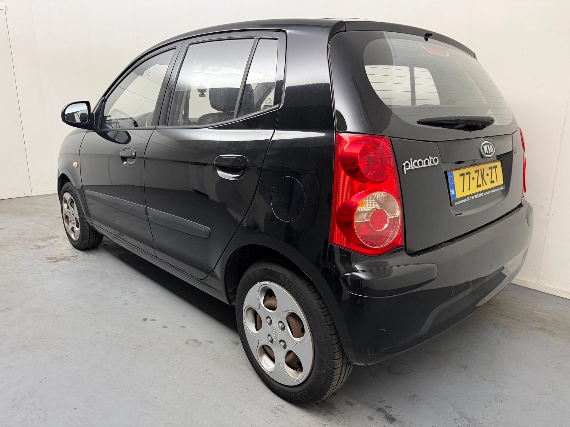 Kia Picanto 1.0 X-pect, Voorwielaandrijving, ABS, 4 cilinders, 400 kg