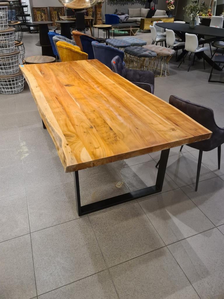 Nieuwe eettafel 220x100cm massief acaciahout u-poot €400, Huis en Inrichting, Woonaccessoires | Overige, Nieuw, Ophalen