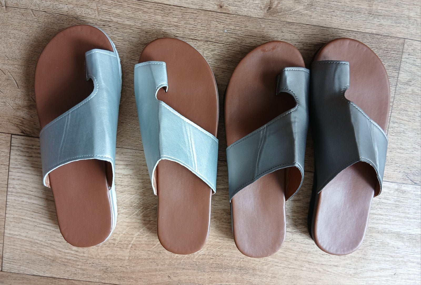 Slippers Mt.38   (2 Paar), Ophalen of Verzenden, Nieuw, Slippers
