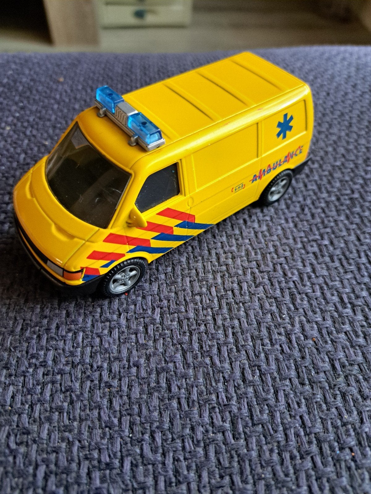 hongwell model vw t4 "ambulance", Overige merken, Gebruikt, Auto, Ophalen of Verzenden